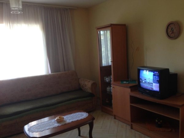 Tirane, jap me qera apartament 1+1+Aneks+Ballkon Kati 5, 70 m² 40.000 € 
