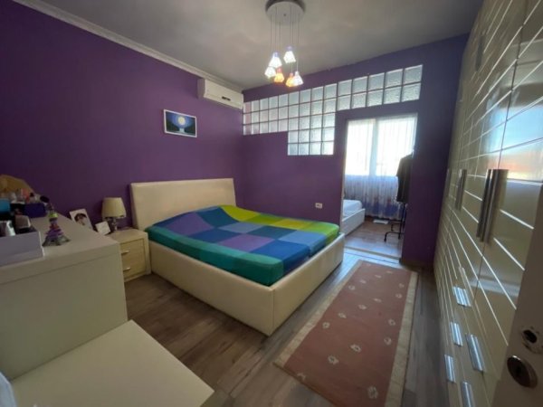 Tirane, jepet me qera apartament 2+1 Kati 1, 85 m² 350 € (Misto Mame, Pallatet Derveni)