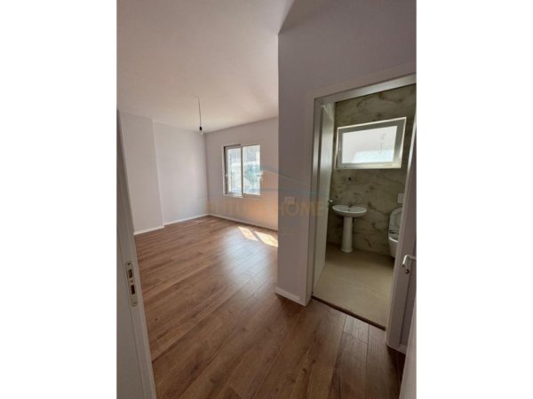Tirane, shes apartament 2+1+Aneks+Ballkon Kati 2, 91 m² 130.000 € (FRESK)