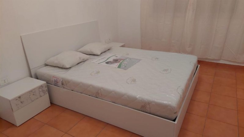 Tirane, jepet me qera apartament 2+1+Ballkon Kati 8, 100 m² 450 € (Astir Kompleksi Fratari)