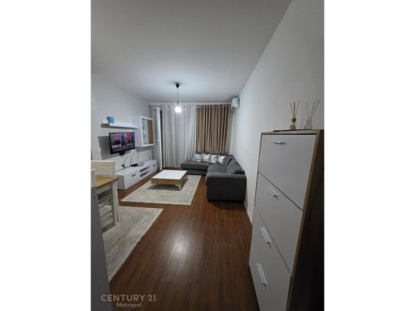 Tirane, jepet me qera apartament 2+1+Aneks+Ballkon Kati 2, 94 m² 750 € (Don Bosko)