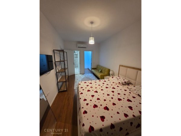 Tirane, jepet me qera apartament 2+1+Aneks+Ballkon Kati 2, 94 m² 750 € (Don Bosko)