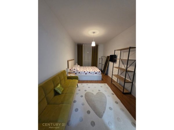 Tirane, jepet me qera apartament 2+1+Aneks+Ballkon Kati 2, 94 m² 750 € (Don Bosko)