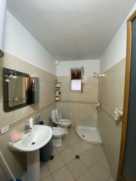 Durres, shitet apartament ne plazh 1+1+Ballkon Kati 4, 66 m² 130.000 € (Rruga Danubi)