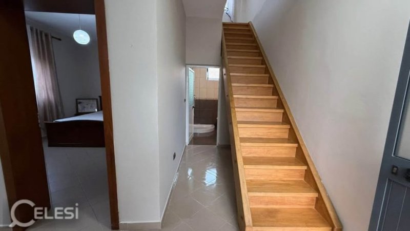 Tirane, jepet me qera Vile, 180 m²,600 mije ne muaj (Rruga:Ramiz Treni,)Mbrapa karburant Kastrati tek xhamlliku