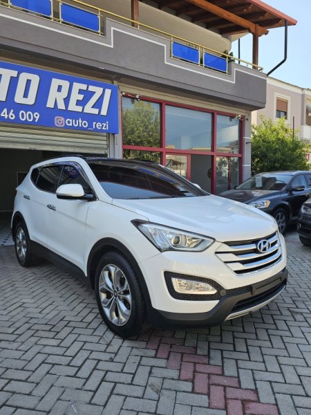 Fier, shes makine Hyundai Santa Fe Nafte, e bardhë automatik 12.800 €
