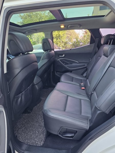 Fier, shes makine Hyundai Santa Fe Nafte, e bardhë automatik 12.800 €