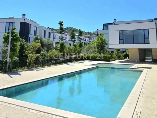 Tirane, jepet me qera apartament 3+1+Aneks+Ballkon Kati 3, 127 m² 1.700 € (Liqeni i Thate)