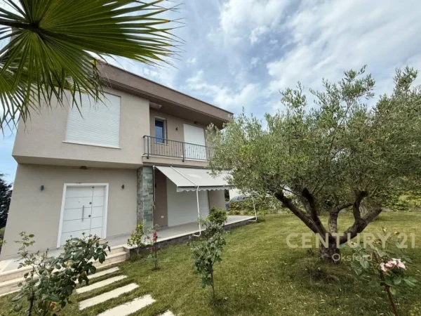 Durres, shitet Vile 2 Katshe Kati 2, 151 m² 440.000 € (Gjiri i Lalzit)