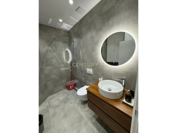 Tirane, shitet apartament 2+1+Aneks+Ballkon Kati 6, 72 m² 260.000 € (Neom118184)