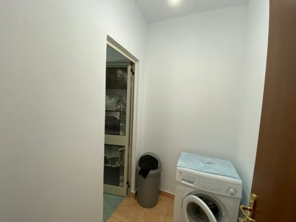 Durres, shitet apartament 3+1+Ballkon Kati 3, 117 m² 130.000 € (ILIRIA PLAZH DURRES)