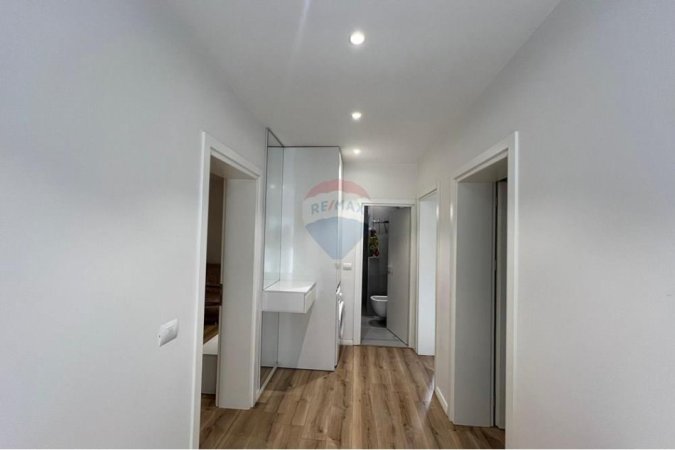 Tirane, jepet me qera shtepi 2+1 , 80 m² 850 € 
