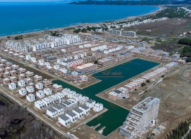 Gjiri Lalezit | Hamallaj, shitet apartament 1+1+Ballkon Kati 2, 152 m² 191.300 € (Hamallaj)