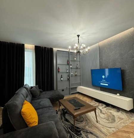Tirane, jepet me qera apartament 2+1 Kati 3, 100 m² 1.500 € (teg)