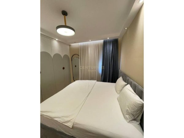 Tirane, jepet me qera apartament 2+1 Kati 6, 100 m² 1.000 € (RRUGEN E KOSOVAREVE)