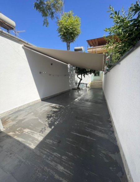 Tirane, jepet me qera apartament 1+1 Kati 1, 600 € 