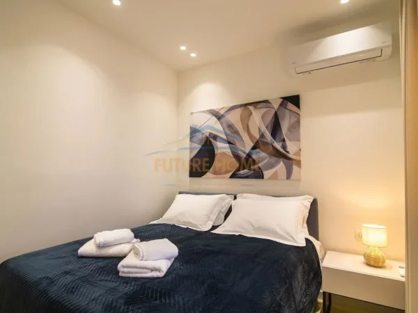 Tirane, jepet me qera apartament 1+1 Kati 4, 40 m² 600 € (Rruga e Durresit)