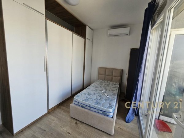 Tirane, jepet me qera apartament 2+1 Kati 8, 74 m² 600 € (Ish Fusha e Aviacionit)