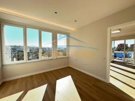 Tirane, shitet apartament 3+1 Kati 5, 164 m² 277.000 € (Xhamlliku)