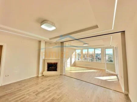 Tirane, shitet apartament 3+1 Kati 5, 164 m² 277.000 € (Xhamlliku)
