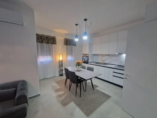 Jepet apartament 2+1 me qira, Kompleksi Oasis