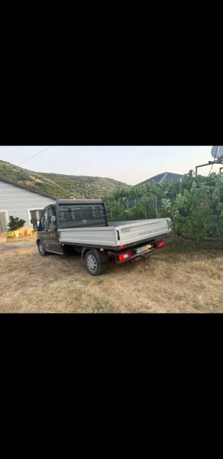 Fier, shitet Kamioncine Ford Nafte, e zeze manuale 220.000 km