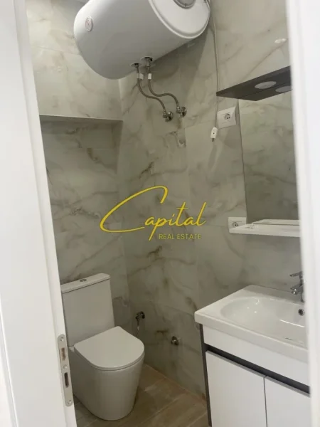 Tirane, jepet me qera dyqan Kati 0, 40 m² 500 € (STADIUMI DINAMO)