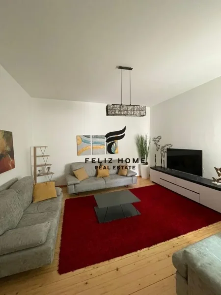 Tirane, jepet me qera apartament 1+1 Kati 1, 60 m² 600 € (RRUGA MYSLYM SHYRI)