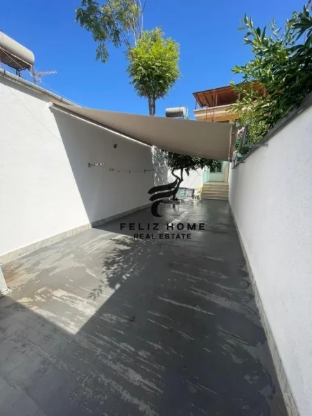 Tirane, jepet me qera apartament 1+1 Kati 1, 60 m² 600 € (RRUGA MYSLYM SHYRI)