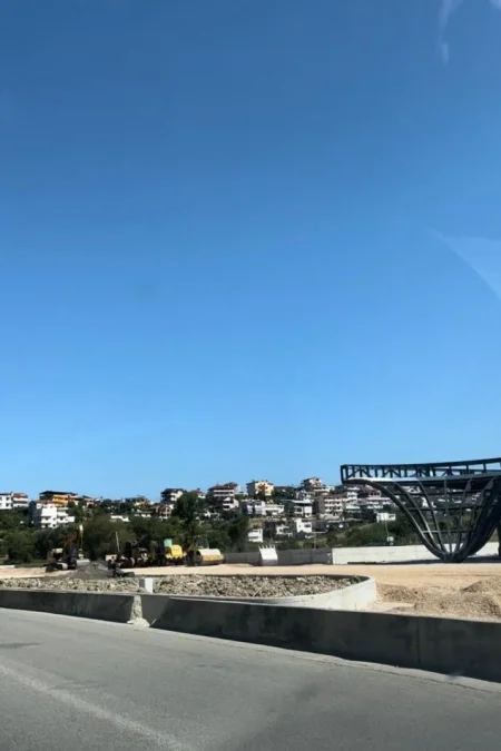 Tirane, shitet toke , 6.600 m² 1.716.000 € (ID: 530481007-62)