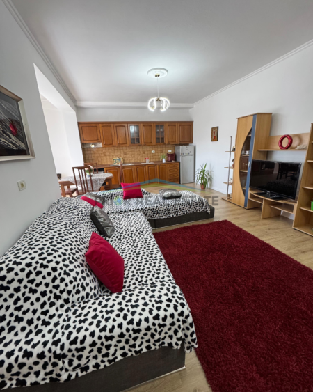 Tirane, shitet apartament 2+1+Ballkon Kati 6, 100 m² 13.500.000 ALL (Rruga 5 Maji)