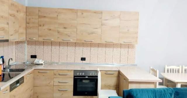 Tirane, shes apartament 2+1 140 m² 170.000 Euro (Liqeni i Thate)