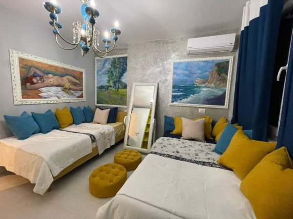Tirane, jepet me qera apartament 2+1+BLK Kati 5, 107 m² 1.000 Euro (Kopshti Botanik)