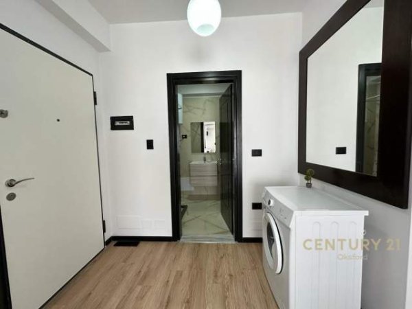 Tirane, jepet me qera apartament 1+1 Kati 7, 98 m² 350 Euro (Astiri)