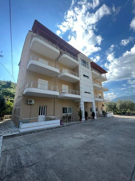Vlore, shitet hotel 840 m² 900.000 Euro (Himare)