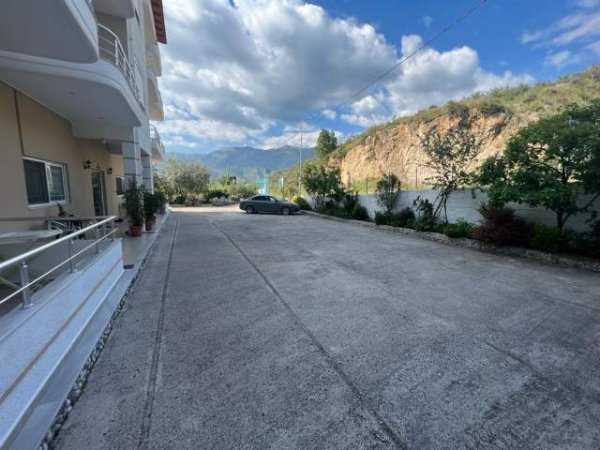 Vlore, shitet hotel 840 m² 900.000 Euro (Himare)