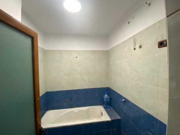 Tirane, shitet apartament 2+1+BLK Kati 7, 120 m² 180.000 Euro (ish parku i autobuzeve)