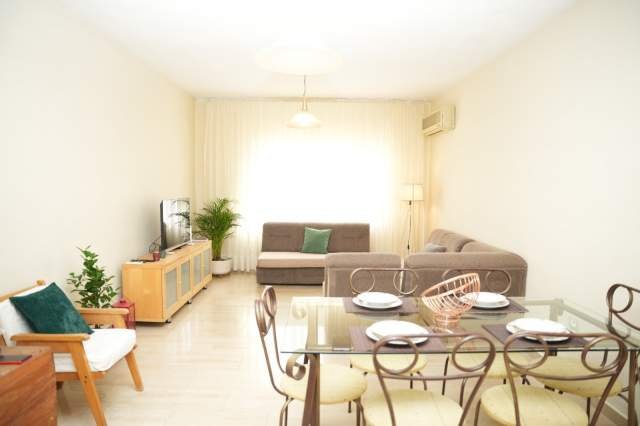 Tirane, jap me qera apartament 1+1+A+BLK Kati 4, 83 m² 50 Euro (Qemal Stafa)