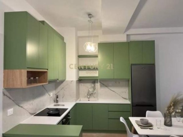 Tirane, jepet me qera apartament 1+1+BLK Kati 3, 62 m² 500 Euro (KOMPLEKSI MAGNET)