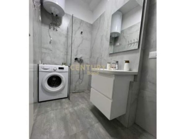 Tirane, jepet me qera apartament 1+1+BLK Kati 3, 62 m² 500 Euro (KOMPLEKSI MAGNET)