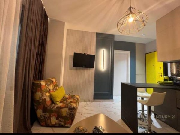 Tirane, jepet me qera apartament 1+1+BLK Kati 9, 47 m² 600 Euro (Zogu i Zi)