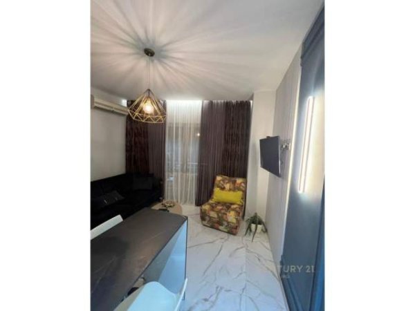 Tirane, jepet me qera apartament 1+1+BLK Kati 9, 47 m² 600 Euro (Zogu i Zi)