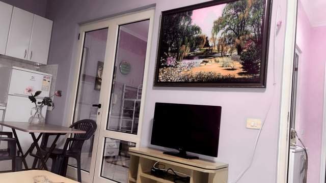 Tirane, jepet me qera apartament 1+1 Kati 5, 50 m² 40.000 Leke (Rruga e Durresit)