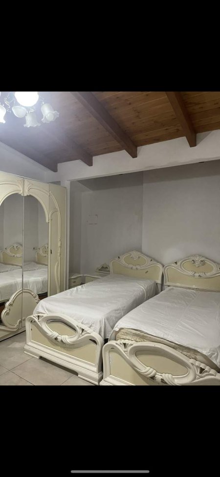 Tirane, jepet me qera garsonier Kati 2, 40 m² 25.000 Leke (Artan Lenja)