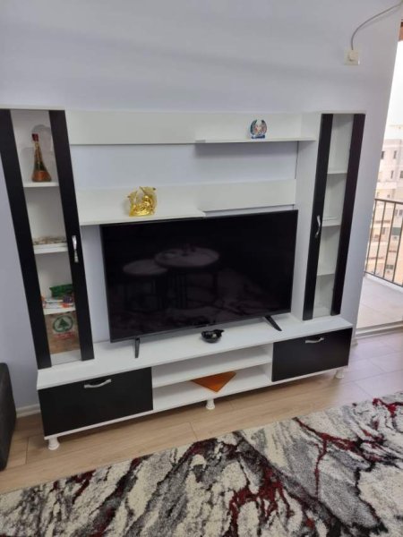 Tirane, jepet me qera apartament 1+1+BLK Kati 7, 75 m² 400 Euro (Rruga 3 Deshmoret)