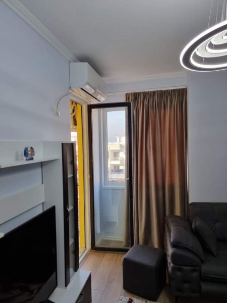 Tirane, jepet me qera apartament 1+1+BLK Kati 7, 77 m² 400 Euro (3 Deshmoret)