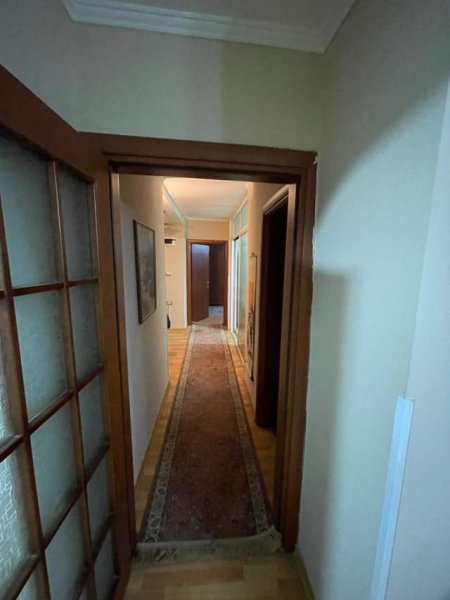 Tirane, jepet me qera apartament 2+1 Kati 2, 85 m² 400 Euro (prane bar Artisti)
