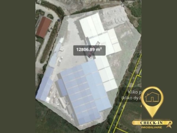 Lushnje, shitet magazine Kati 0, 12.000 m² 1.600.000 Euro (Lushnje)