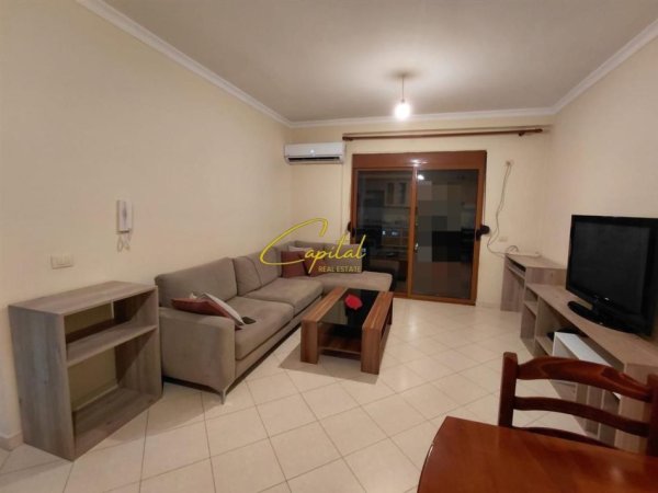 Tirane, jepet me qera apartament 2+1 Kati 4, 110 m² 450 € (ASTIR)