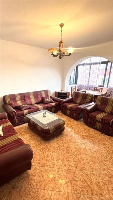 Tirane, jepet me qera apartament 1+1 Kati 5, 60 m² 370 € (Cavaliero Kinostudio)